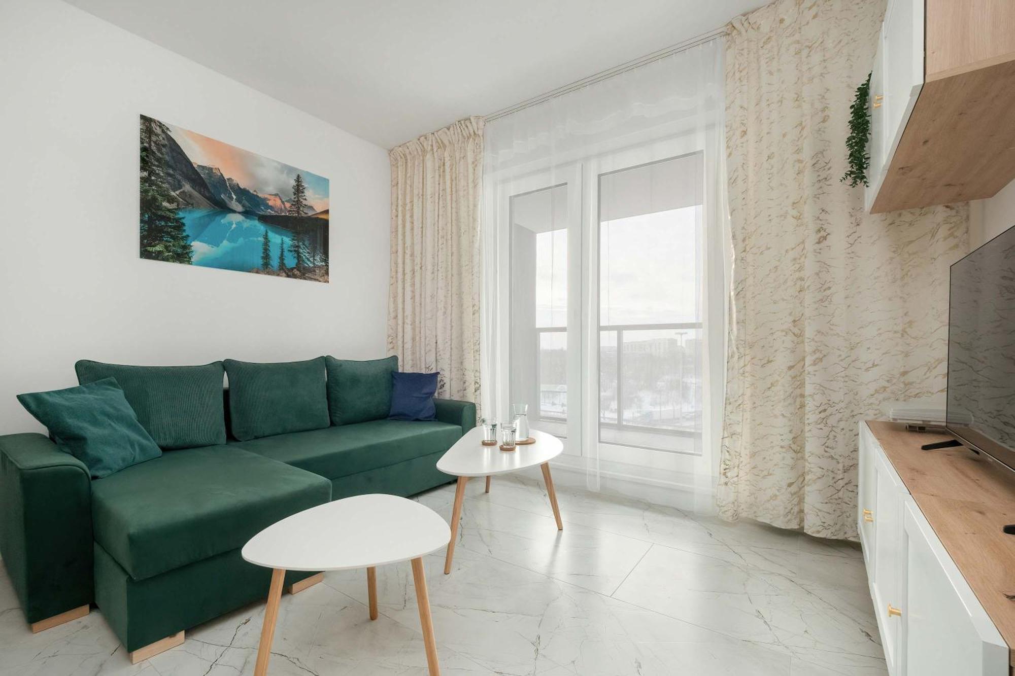 Tobaco Park Ii Modern With Parking Near Atlas Arena In By Renters